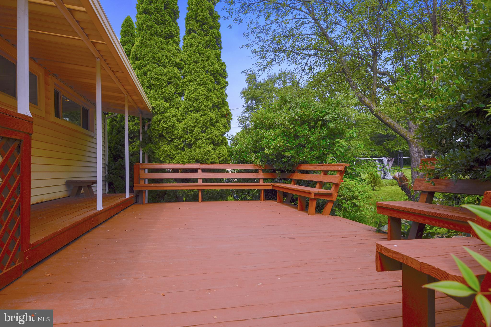 2506 Harwood Road Baltimore, MD 21234 - Photo 23 of 29 Deck