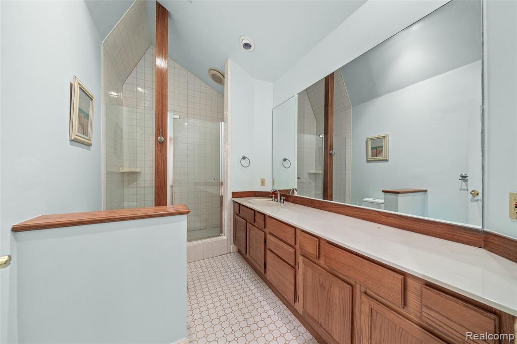 3244 Alpine Road Troy, MI 48084 - Photo 24 of 36