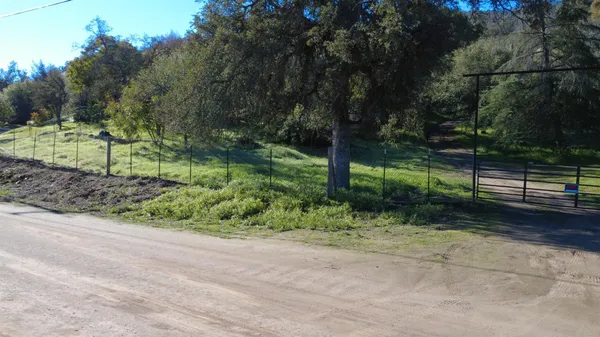 $140,000 | 37087 Pebble Lane, Squaw Valley, CA 93675