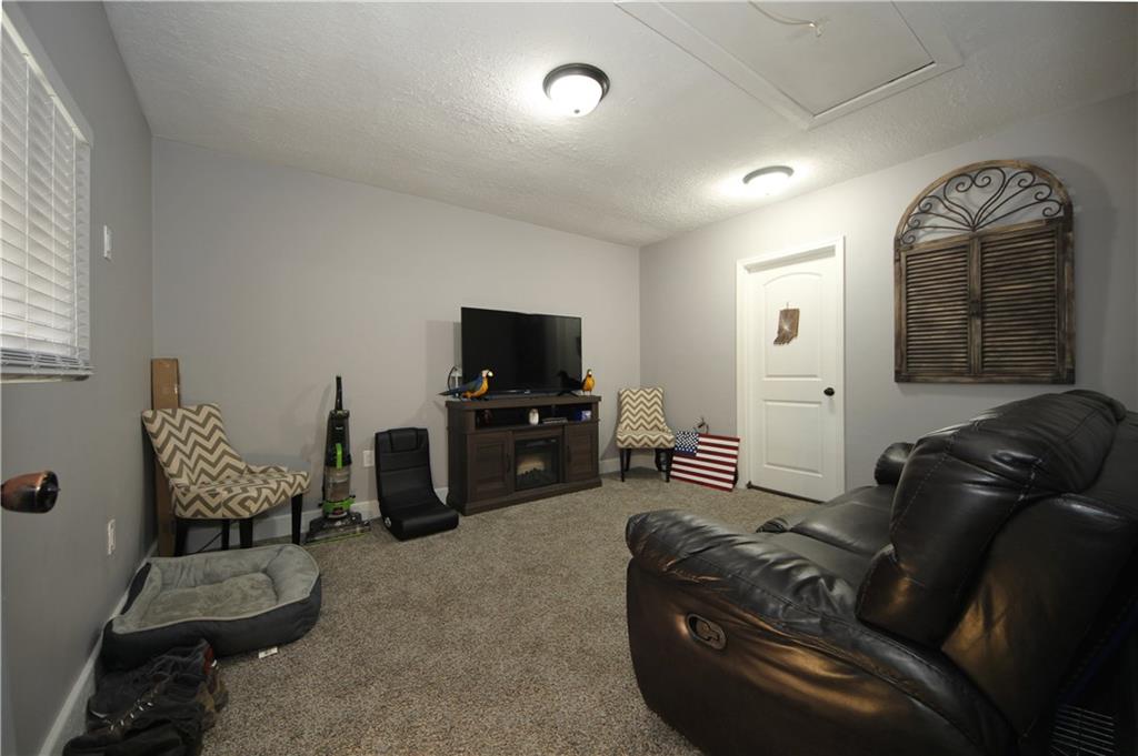 5515 Milhouse Road Indianapolis, IN 46221 - Photo 15 of 19 Gallery Image 15