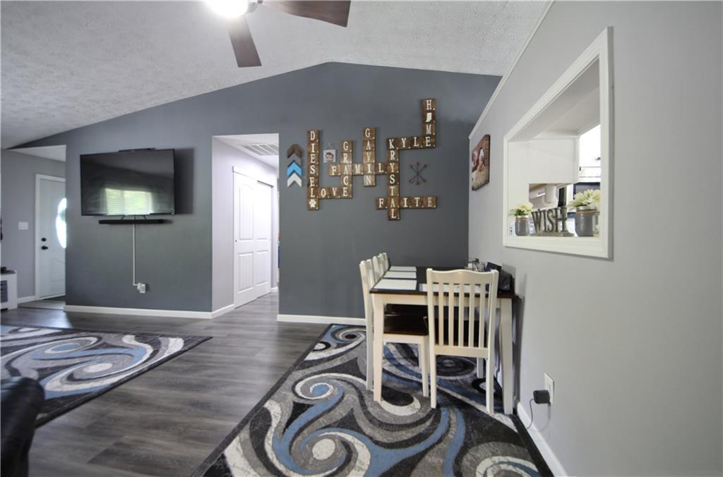 5515 Milhouse Road Indianapolis, IN 46221 - Photo 5 of 19 Gallery Image 5
