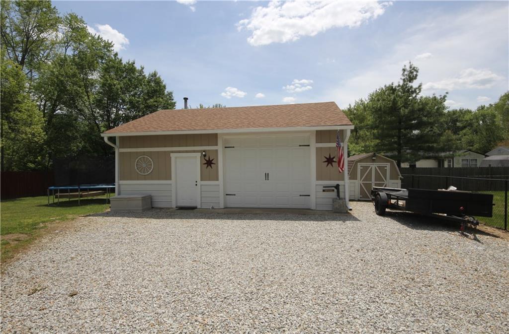 5515 Milhouse Road Indianapolis, IN 46221 - Photo 7 of 19 Gallery Image 7