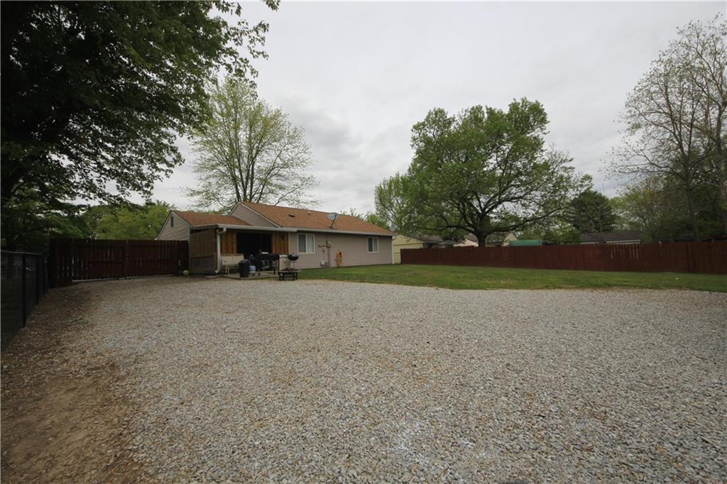 5515 Milhouse Road Indianapolis, IN 46221 - Photo 10 of 19 Gallery Image 10