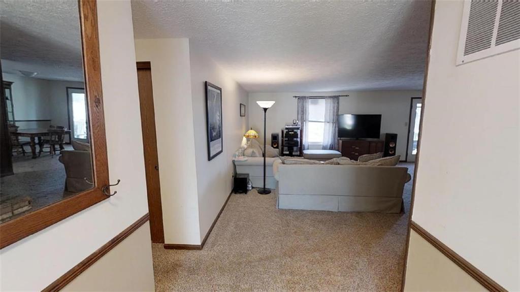 8225 Castle Farms Road Indianapolis, IN 46256 - Photo 4 of 25 Gallery Image 4
