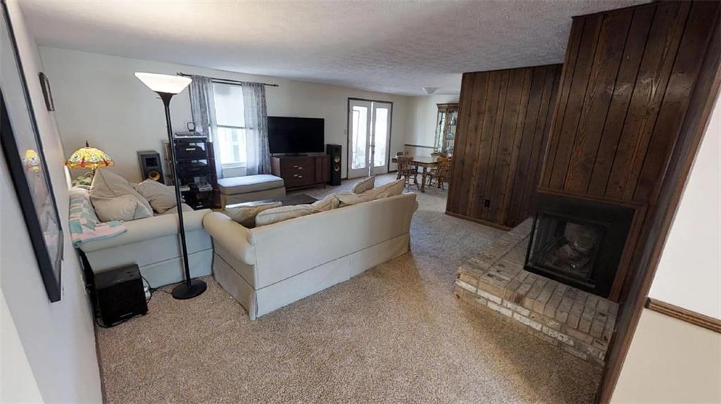 8225 Castle Farms Road Indianapolis, IN 46256 - Photo 5 of 25 Gallery Image 5