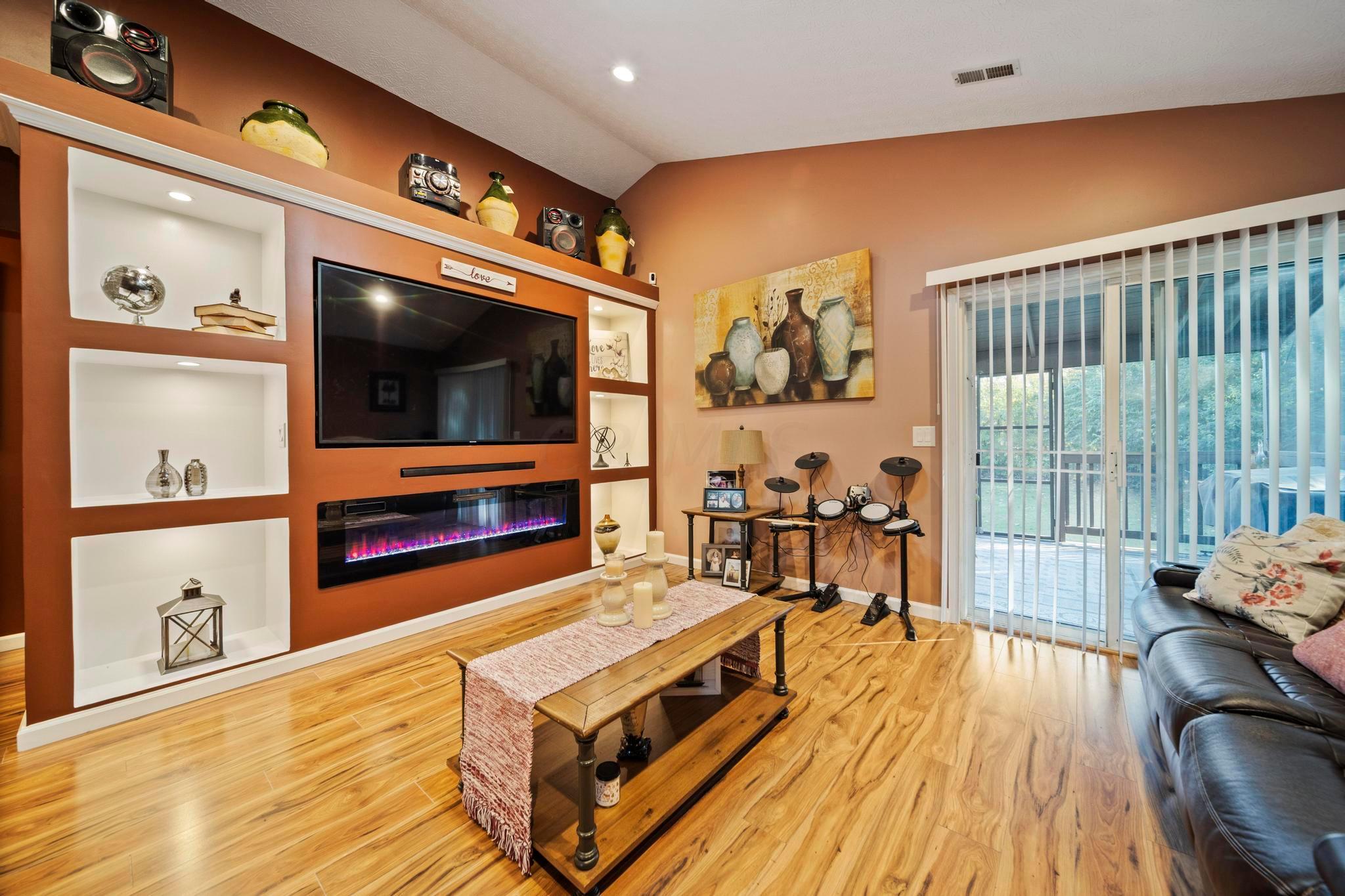 2141 Margo Road Columbus, OH 43229 - Photo 19 of 36 DSC04000