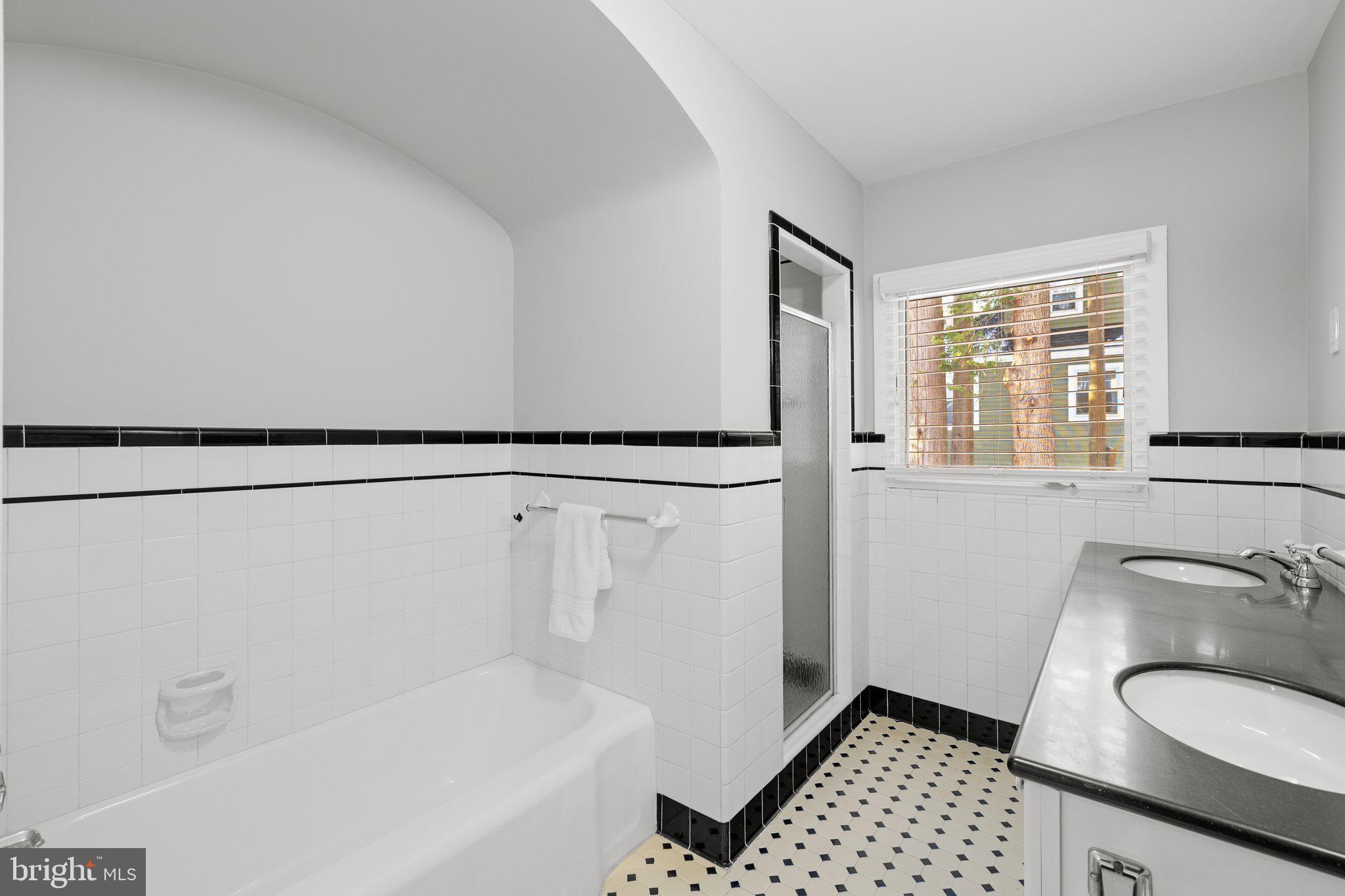 1011 Evergreen Road Yardley, PA 19067 - Photo 28 of 44 Gallery Image 28