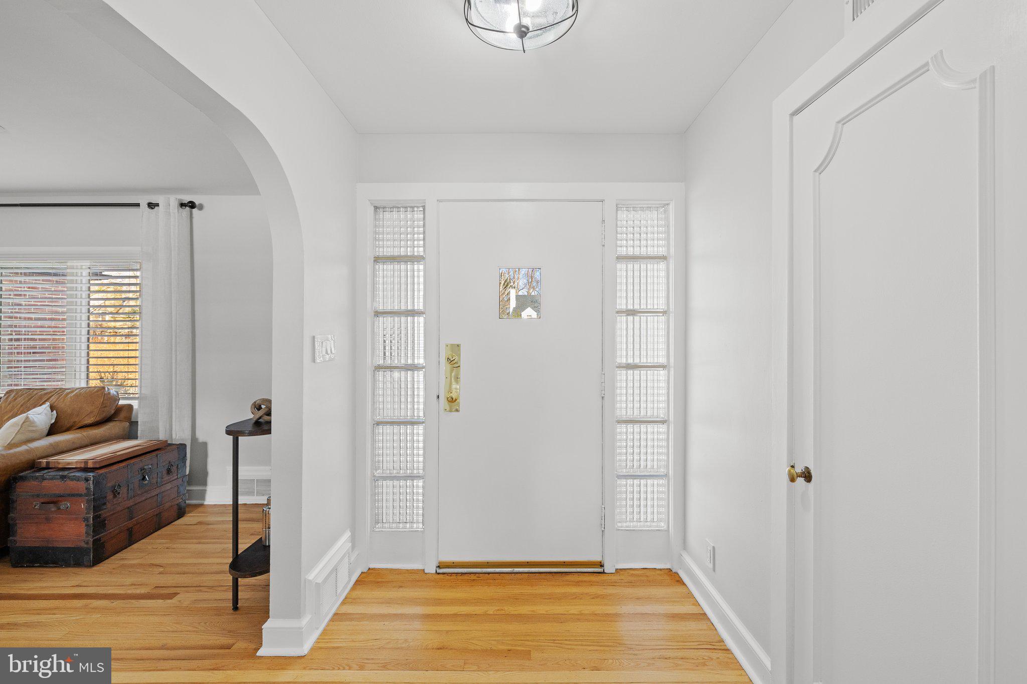 1011 Evergreen Road Yardley, PA 19067 - Photo 4 of 44 Gallery Image 4