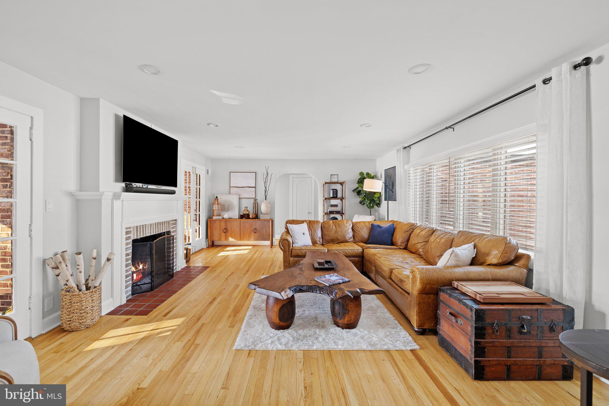 1011 Evergreen Road Yardley, PA 19067 - Photo 5 of 44 Gallery Image 5