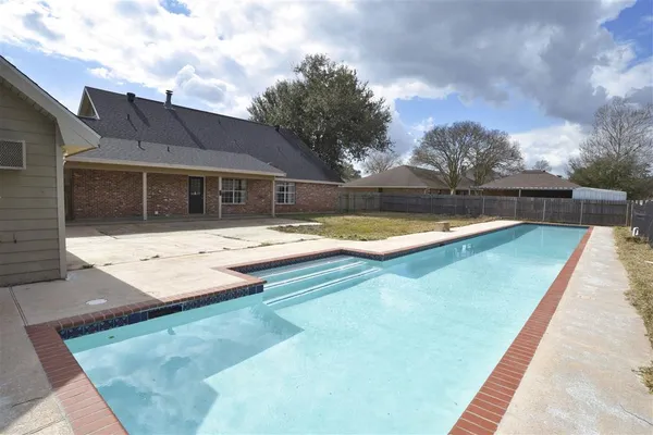 $420,000 | 1906 Deepwoods Drive, Lake Charles, LA 70605