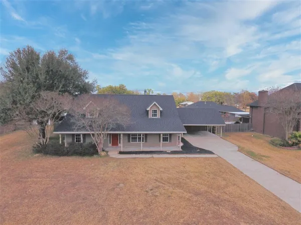 $420,000 | 1906 Deepwoods Drive, Lake Charles, LA 70605