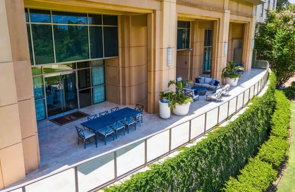 $3,399 | 7 Riverway, Unit 1703, Houston, TX 77056