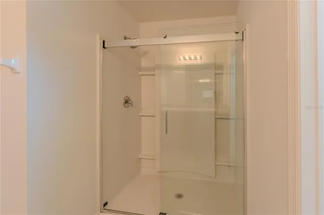 $380,999 | 2942 Northeast 46th Avenue, Ocala, FL 34470