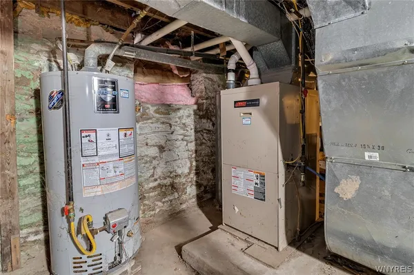 $199,900 | 235 Niagara Street, Lockport City, NY 14094