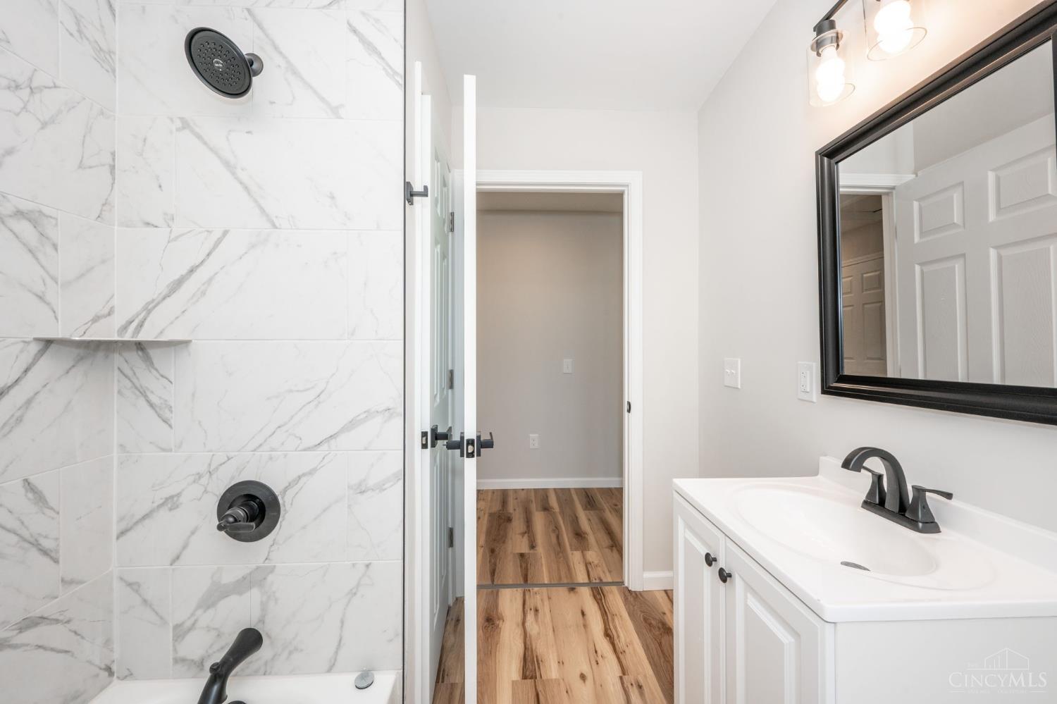 6575 Bridgetown Road Cincinnati, OH 45248 - Photo 25 of 47