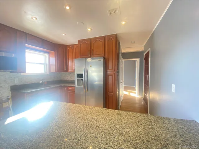 $5,500 | 62 Harold Avenue, Unit WHOLE HOUSE, Hempstead, NY 11550