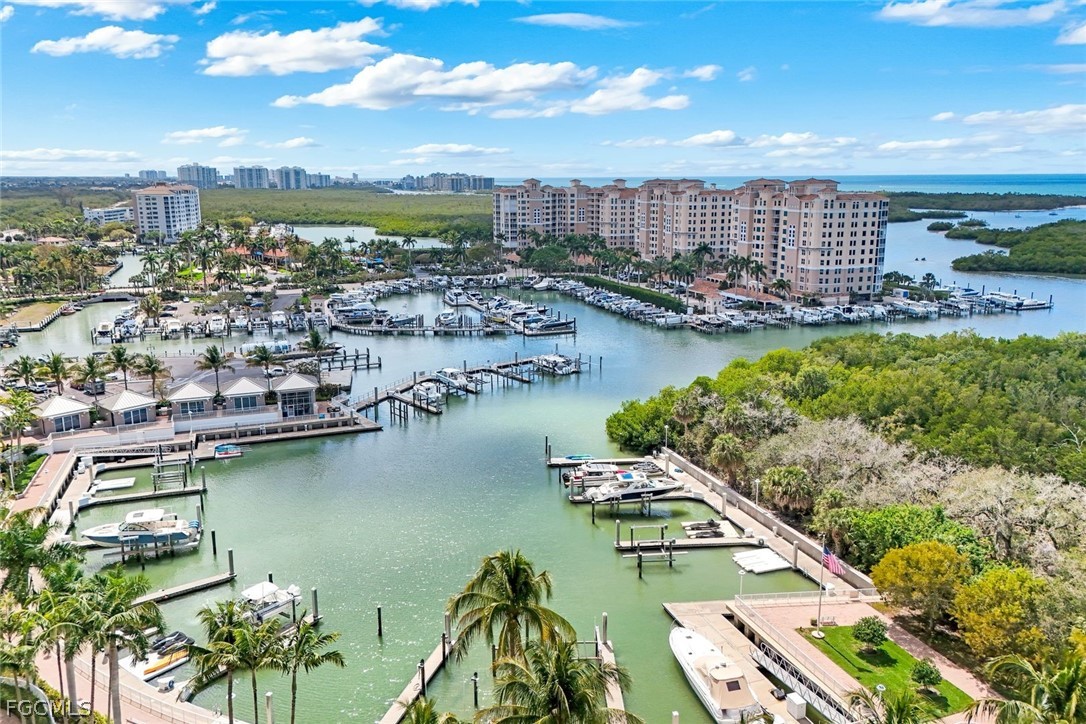 13675 Vanderbilt Drive, Unit 406 Naples, FL 34110 - Photo 14 of 43