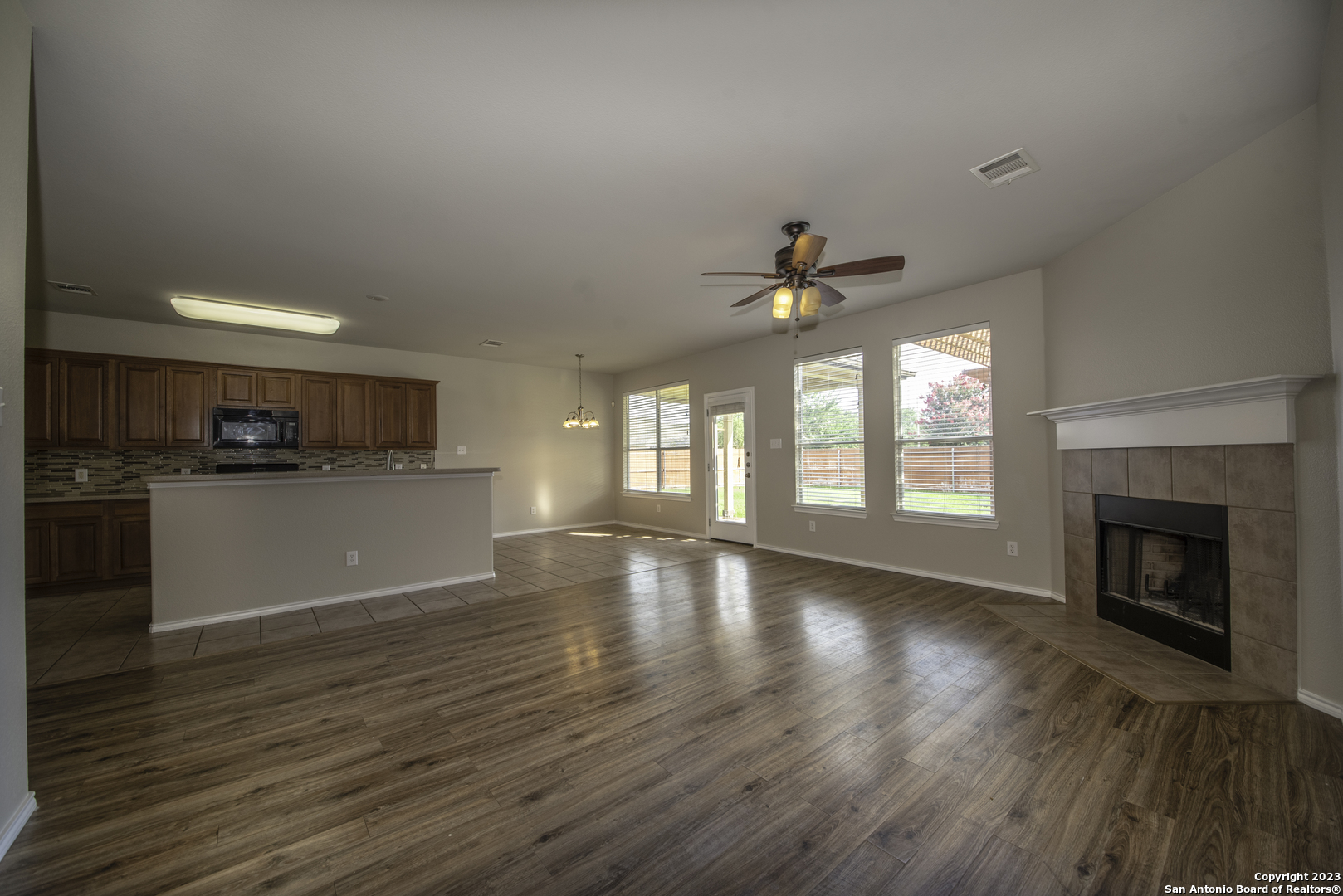 1209 Ruddy Duck New Braunfels, TX 78130 - Photo 2 of 34