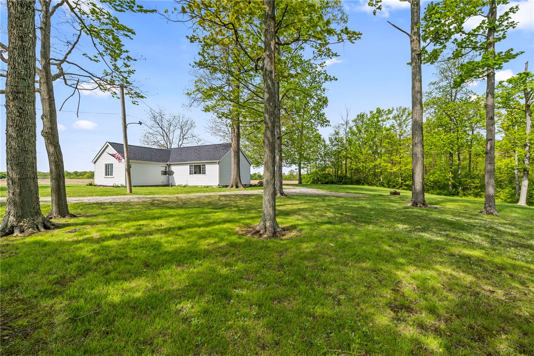 7377 South Preble County Line Road Germantown, OH 45327 - Photo 2 of 33