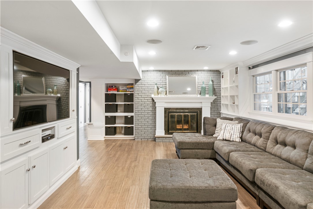 1365 High Hawk Road East Greenwich, RI 02818 - Photo 26 of 39 Gallery Image 26