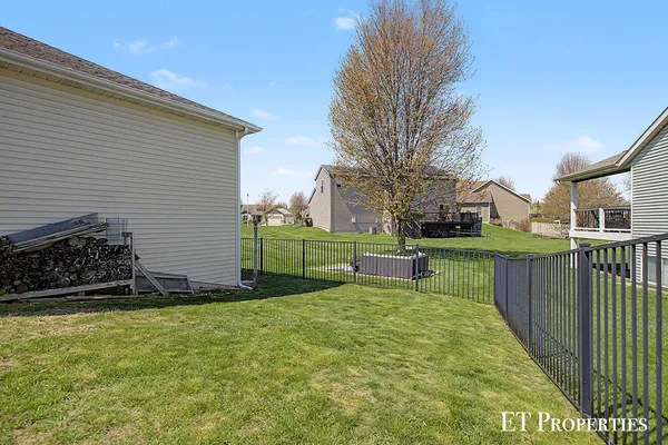 $480,000 | 6213 Sheldon Drive, Hudsonville, MI 49426
