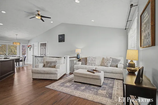 $480,000 | 6213 Sheldon Drive, Hudsonville, MI 49426