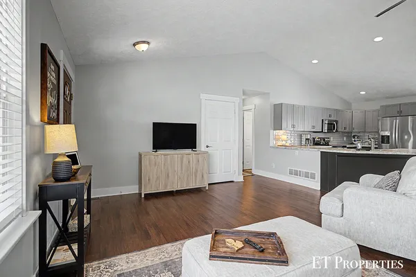 $480,000 | 6213 Sheldon Drive, Hudsonville, MI 49426