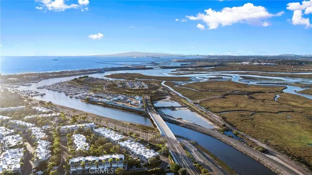 $1,169,000 | 3408 Sparkler Drive, Huntington Beach, CA 92649