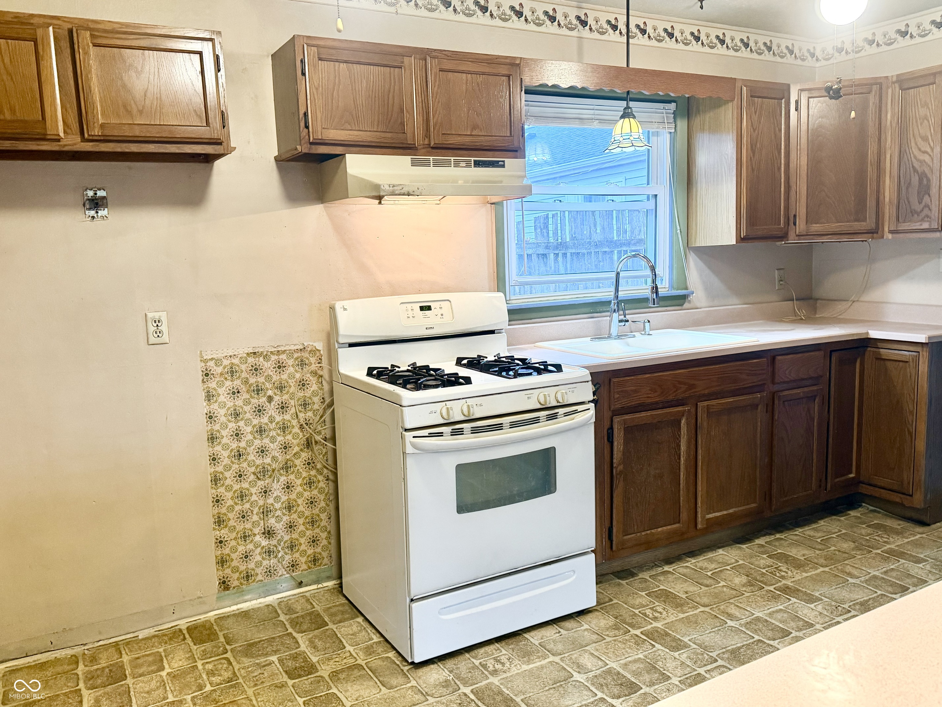 719 West 34th Street Anderson, IN 46013 - Photo 12 of 21