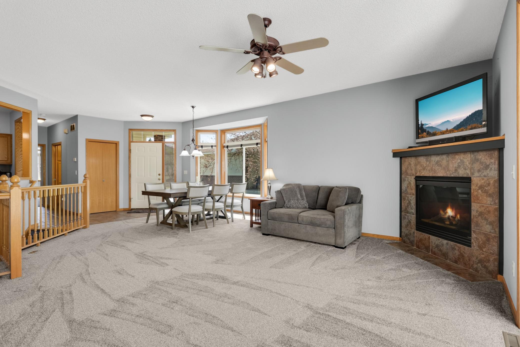 15579 Cherry Path Rosemount, MN 55068 - Photo 4 of 32