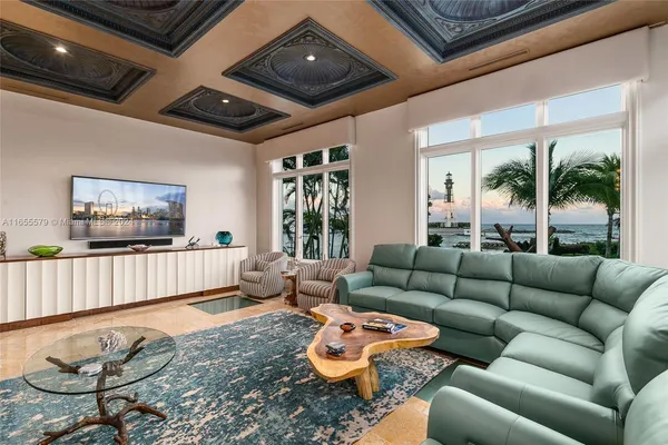$90,000 | 2306 Bay Drive, Pompano Beach, FL 33062