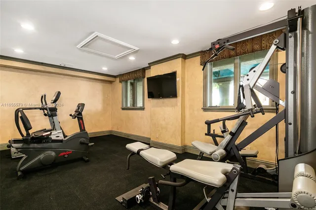 $90,000 | 2306 Bay Drive, Pompano Beach, FL 33062