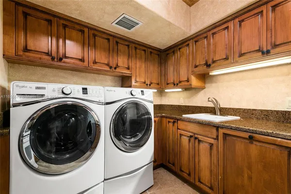 $90,000 | 2306 Bay Drive, Pompano Beach, FL 33062