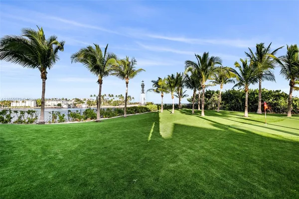 $90,000 | 2306 Bay Drive, Pompano Beach, FL 33062