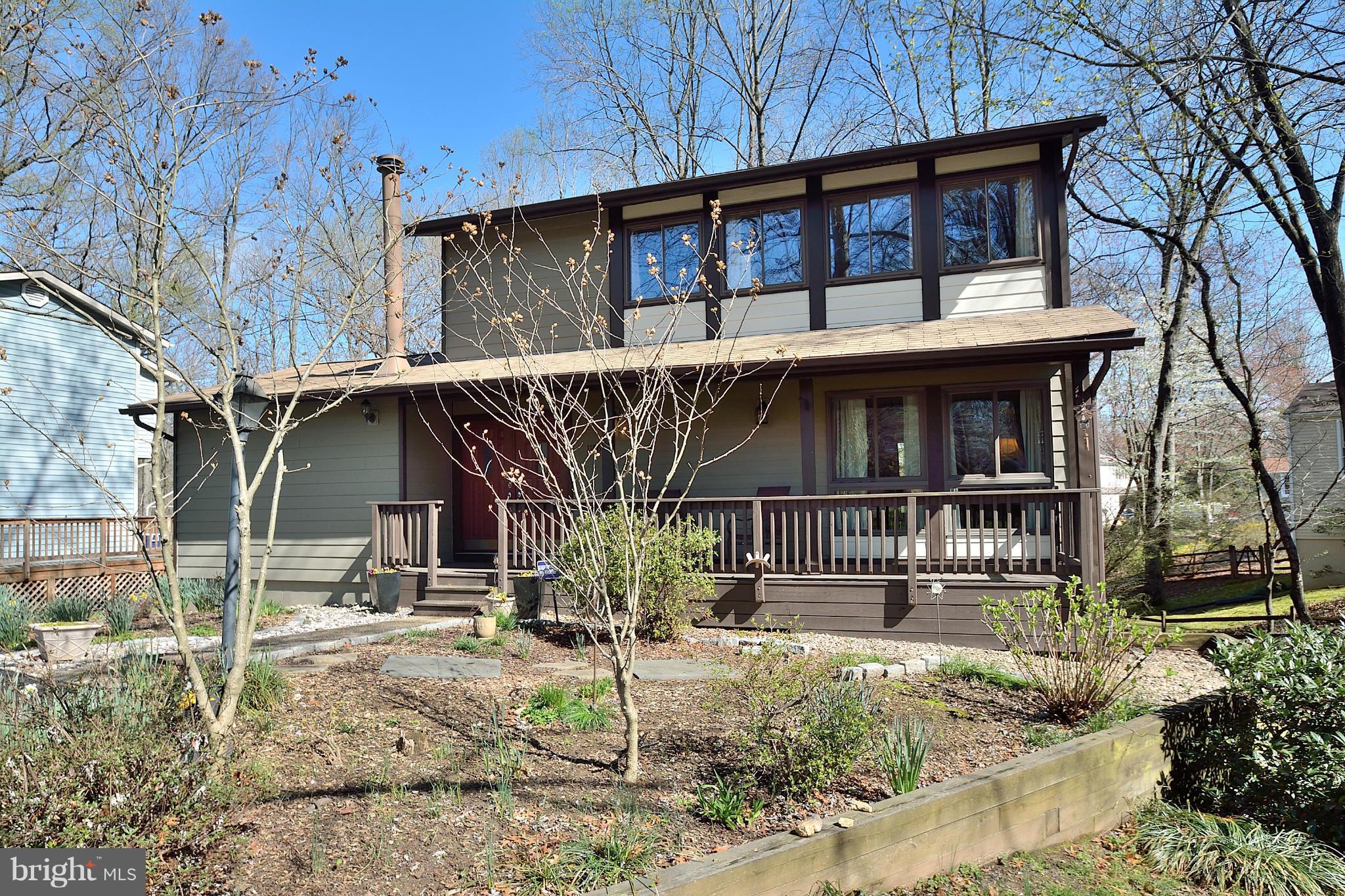 11563 Embers Court Reston, VA 20191 - Photo 1 of 28 Exterior (Front)