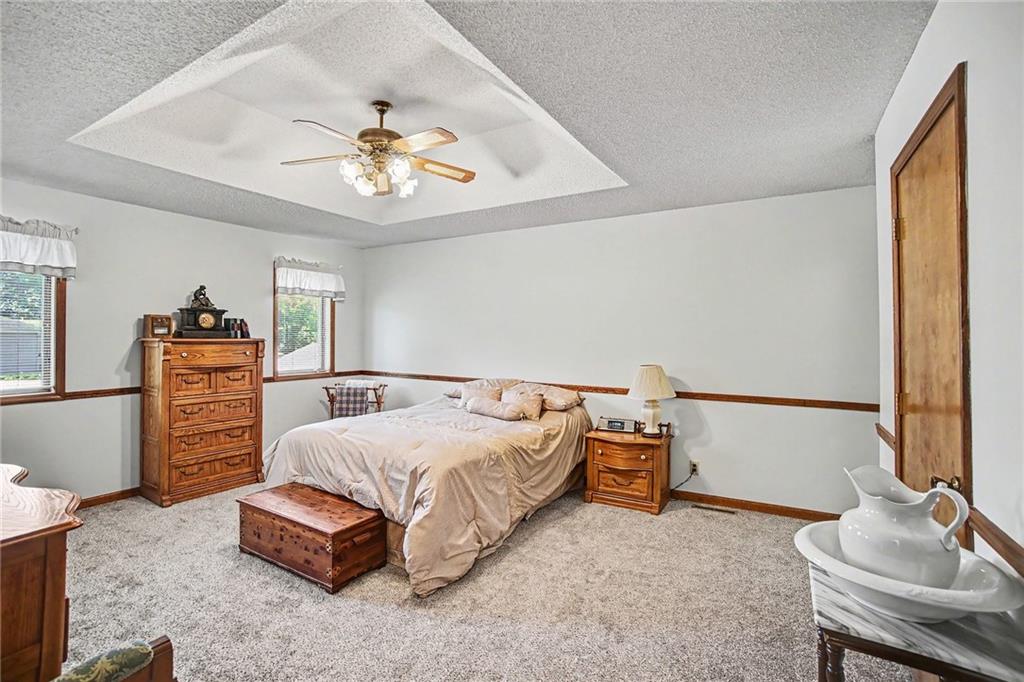 2105 Northeast Porter Road Blue Springs, MO 64014 - Photo 10 of 31 Gallery Image 10