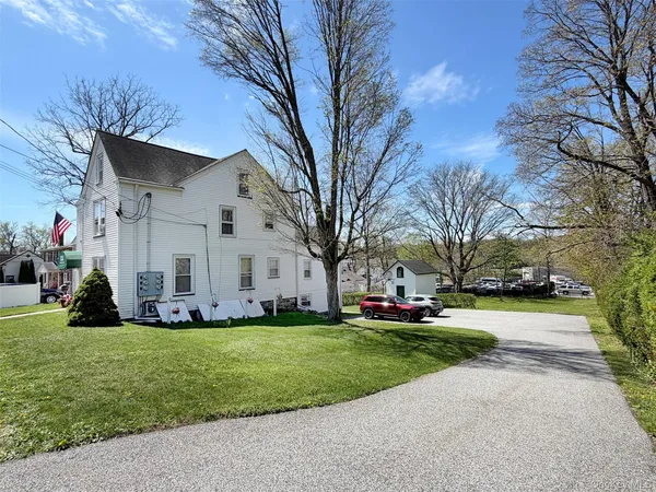 $1,250 | 111 North Main Street, Unit 2, Monroe, NY 10950