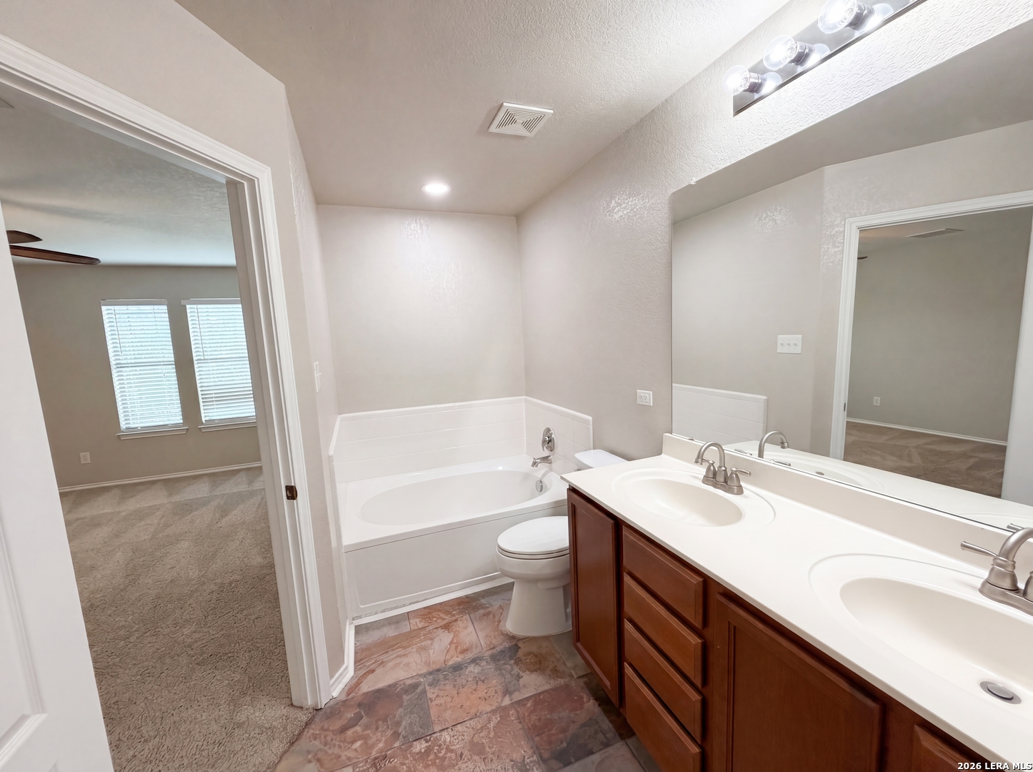 5733 Ty Lindstrom Schertz, TX 78108 - Photo 6 of 18