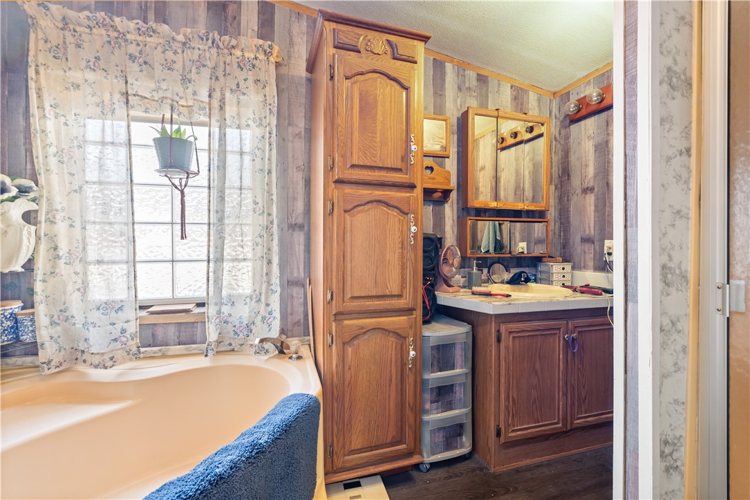 4395 Dolph Road Gainesville, NY 14569 - Photo 3 of 35