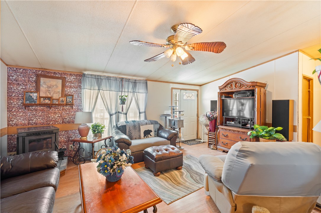 4395 Dolph Road Gainesville, NY 14569 - Photo 5 of 35