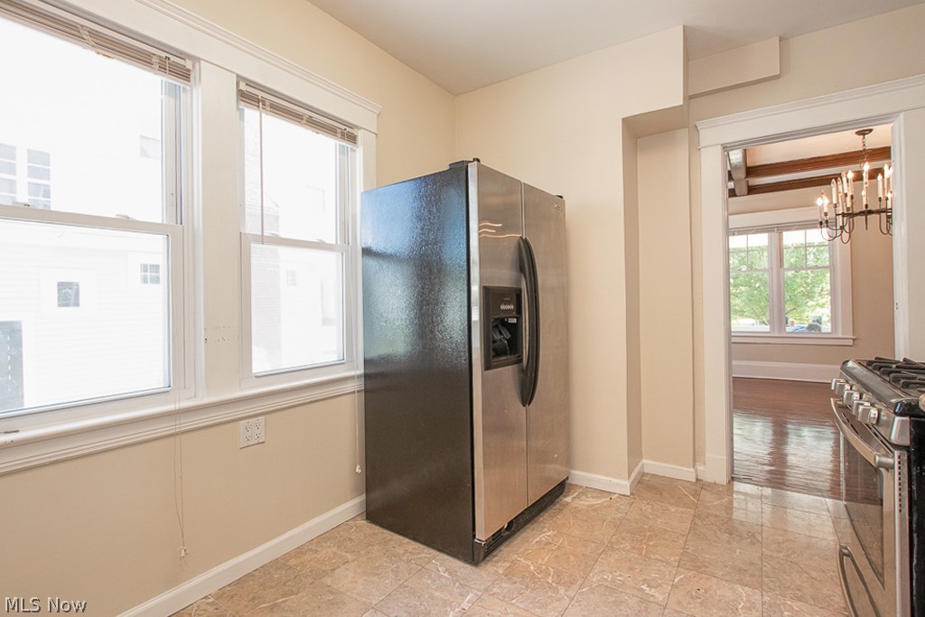 2987 East Overlook Road Cleveland, OH 44118 - Photo 10 of 30 Gallery Image 10