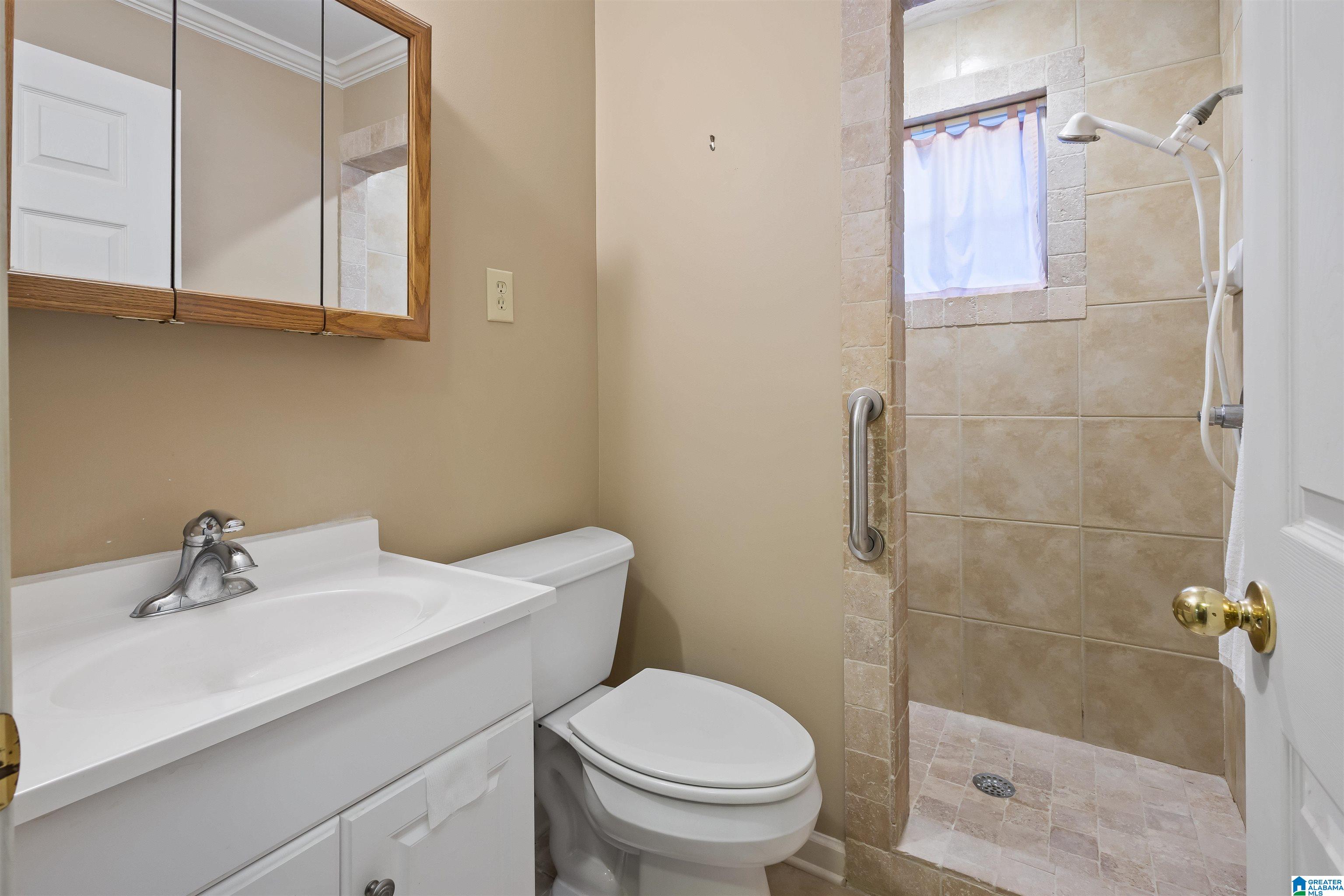 101 Owen Street Oneonta, AL 35121 - Photo 17 of 25