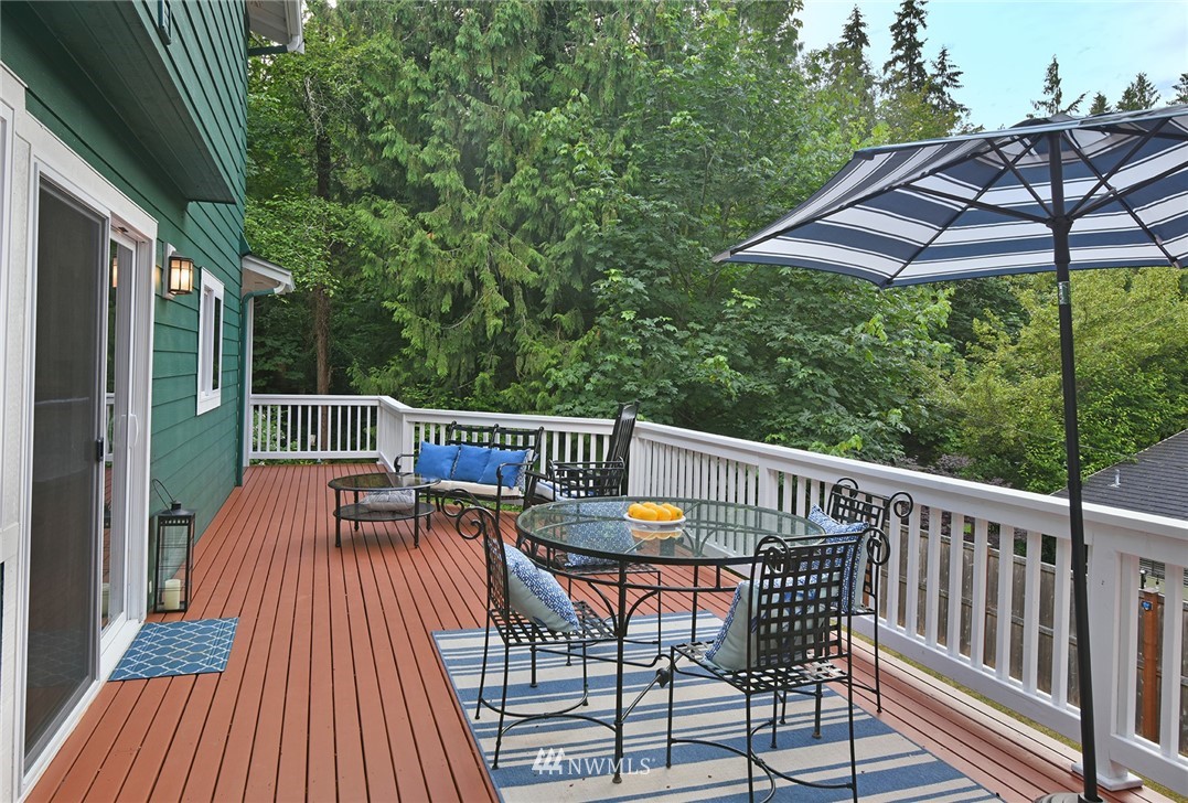 8615 Springridge Road Northeast Bainbridge Island, WA 98110 - Photo 18 of 28