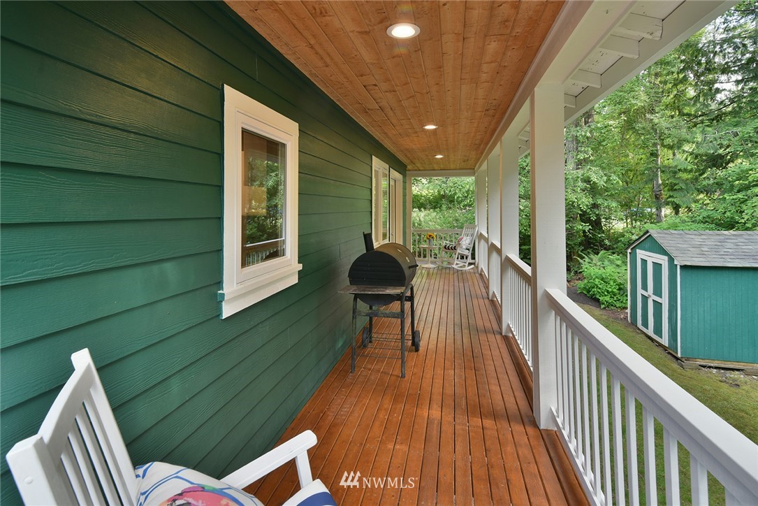 8615 Springridge Road Northeast Bainbridge Island, WA 98110 - Photo 23 of 28
