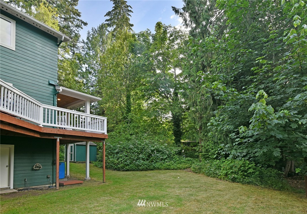 8615 Springridge Road Northeast Bainbridge Island, WA 98110 - Photo 27 of 28