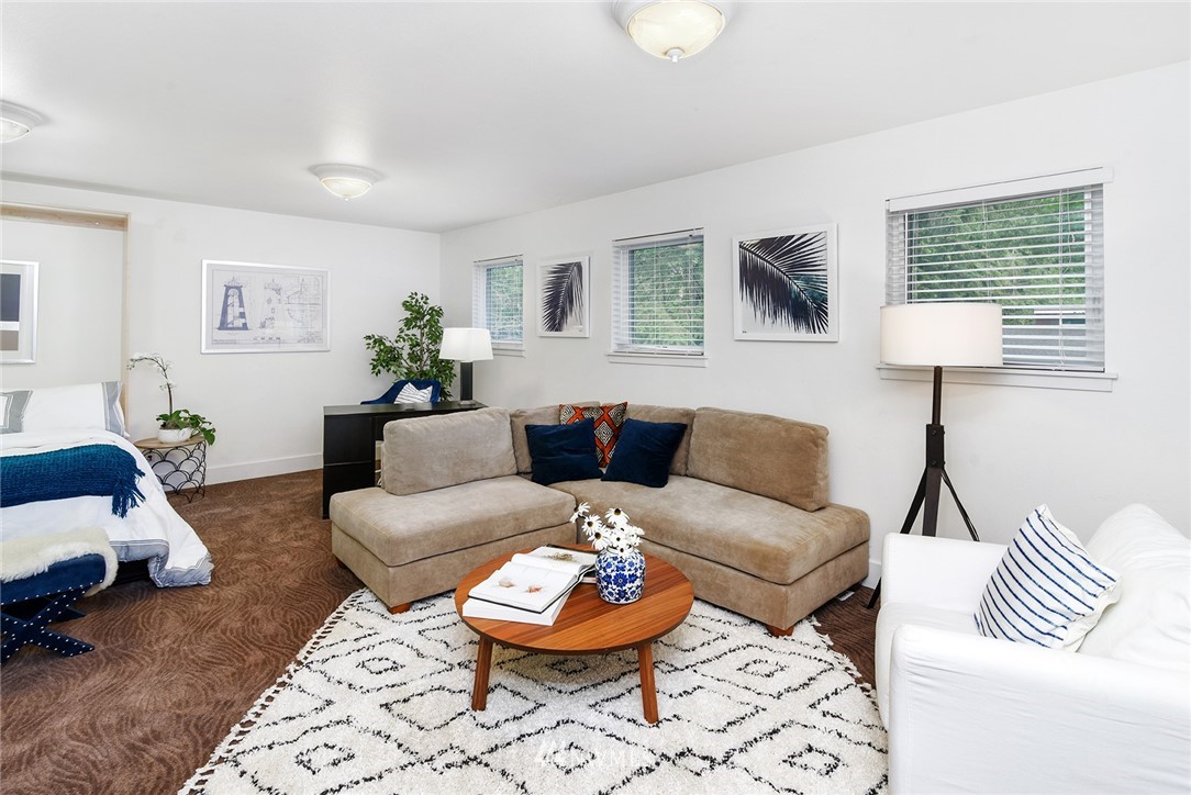 8615 Springridge Road Northeast Bainbridge Island, WA 98110 - Photo 8 of 28