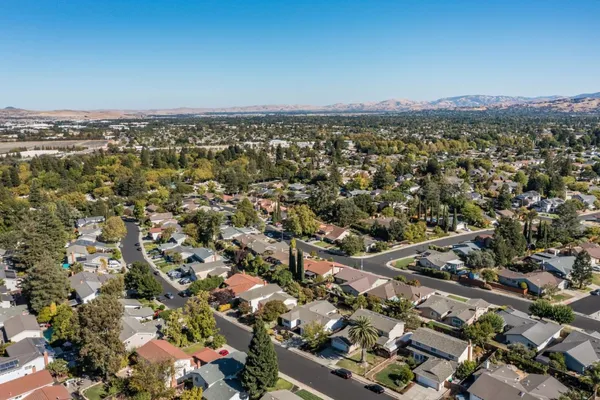 $1,698,000 | 7814 Knollbrook Drive, Pleasanton, CA 94588