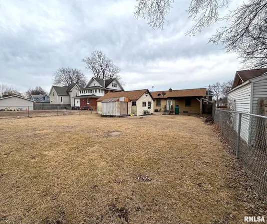 $125,900 | 845 East Losey Street, Galesburg, IL 61401