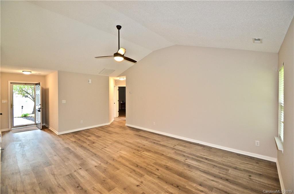 6918 Rumple Road Charlotte, NC 28262 - Photo 3 of 25 Gallery Image 3