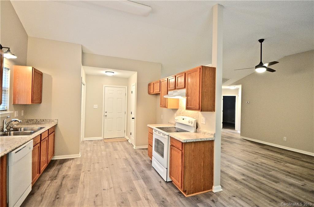 6918 Rumple Road Charlotte, NC 28262 - Photo 4 of 25 Gallery Image 4